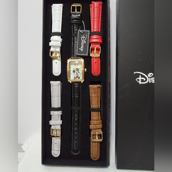 Disney Limited Edition Mickey Mouse Leather Watch Set 5 bands - Picture 2 of 3